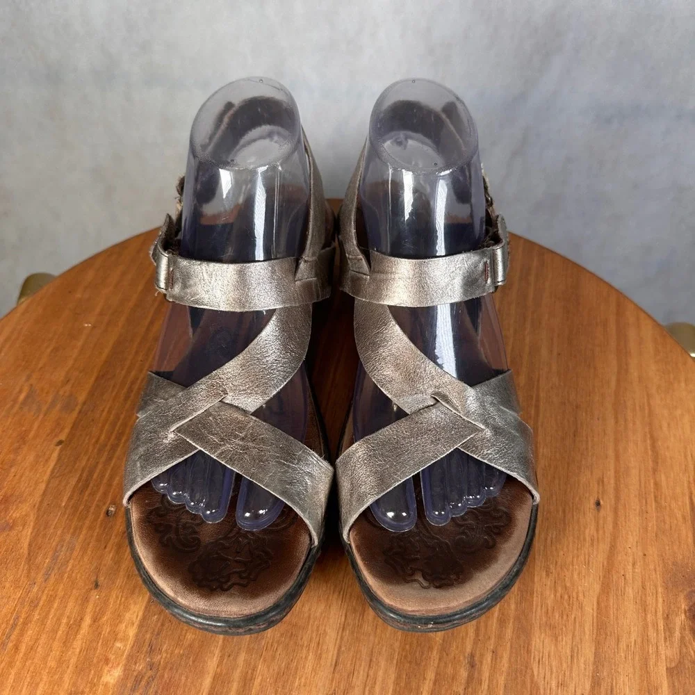Born Wedge Sandals Womens 9 Pewter Metallic Leather Strappy Good SKU 802